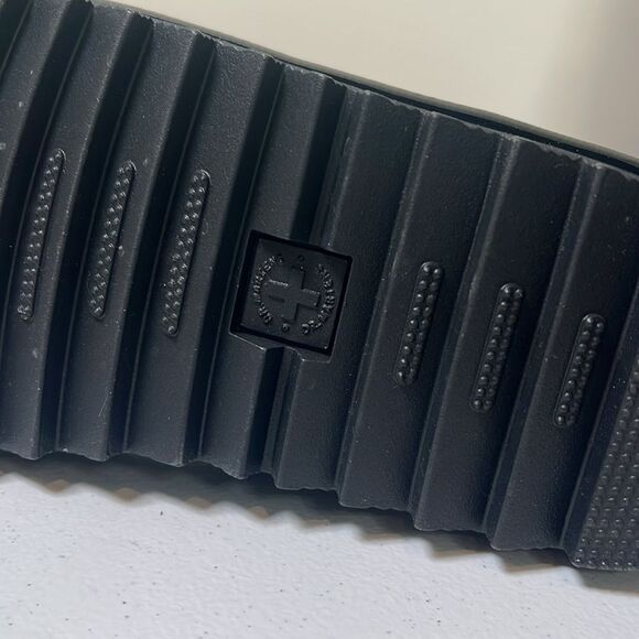 Dr Martens MYLES BRANDO LEATHER BUCKLE SLIDE SANDALS - Picture 7 of 8